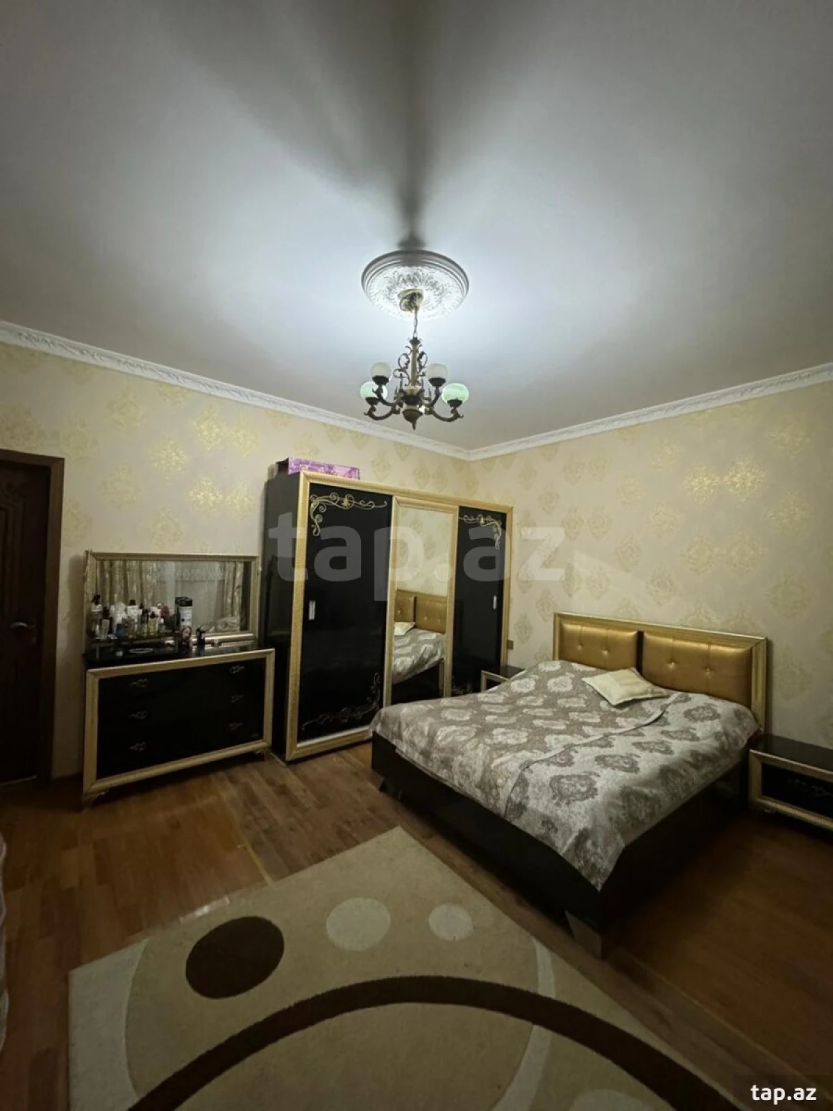 Satılır 5 otaqlı həyət evi 130 m²