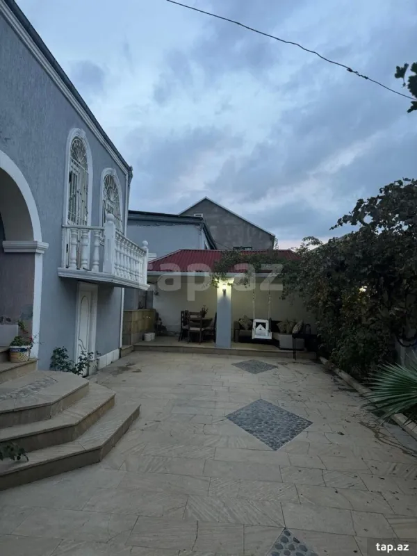 Satılır 5 otaqlı həyət evi 130 m²