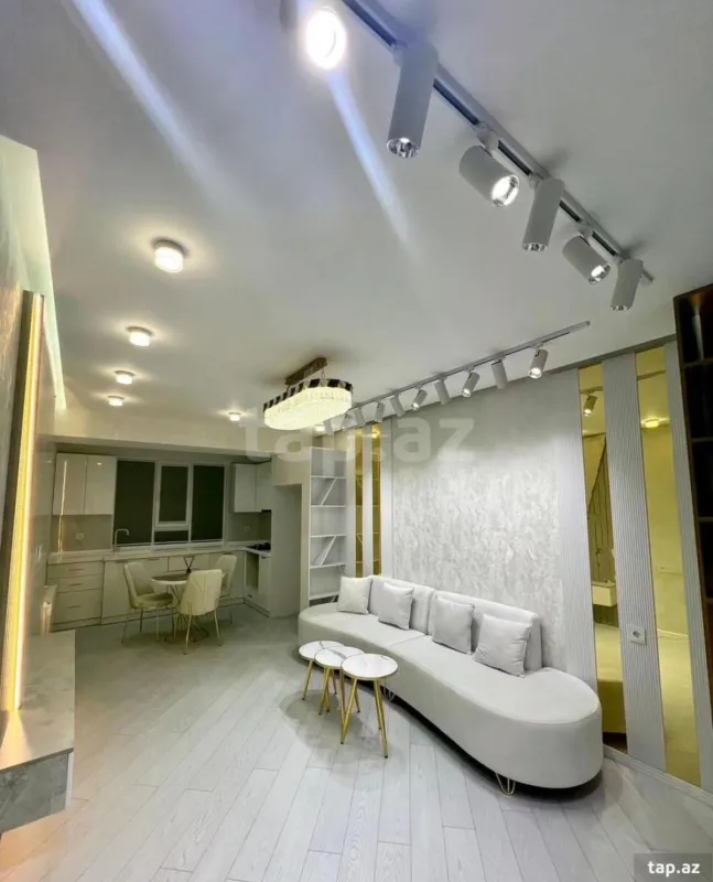 Satılır 2 otaqlı mənzil 45 m²