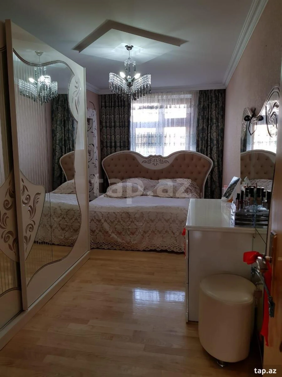 Satılır 2 otaqlı mənzil 60 m²