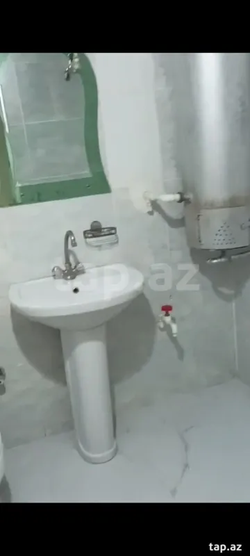 Kirayə verilir 2 otaqlı mənzil 35 m²