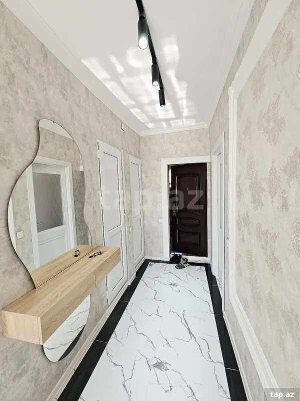 Satılır 2 otaqlı mənzil 60 m²