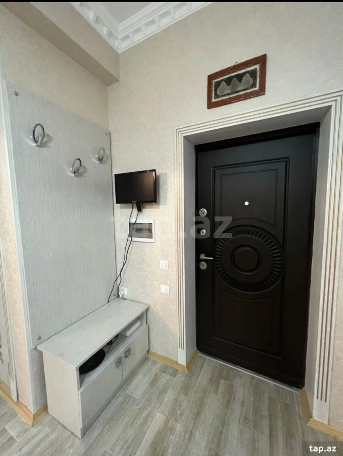 Kirayə verilir 3 otaqlı yeni tikili 130 m²