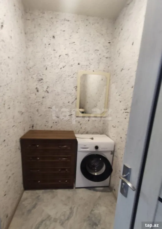 Kirayə verilir 5 otaqlı həyət evi