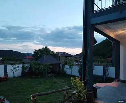 Kirayə verilir 5 otaqlı həyət evi