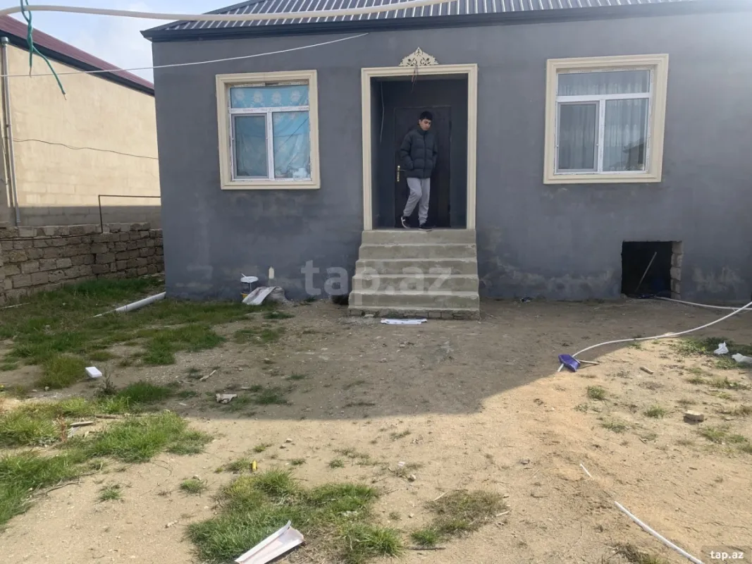 Satılır 3 otaqlı həyət evi