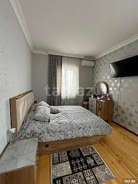 Satılır 4 otaqlı həyət evi