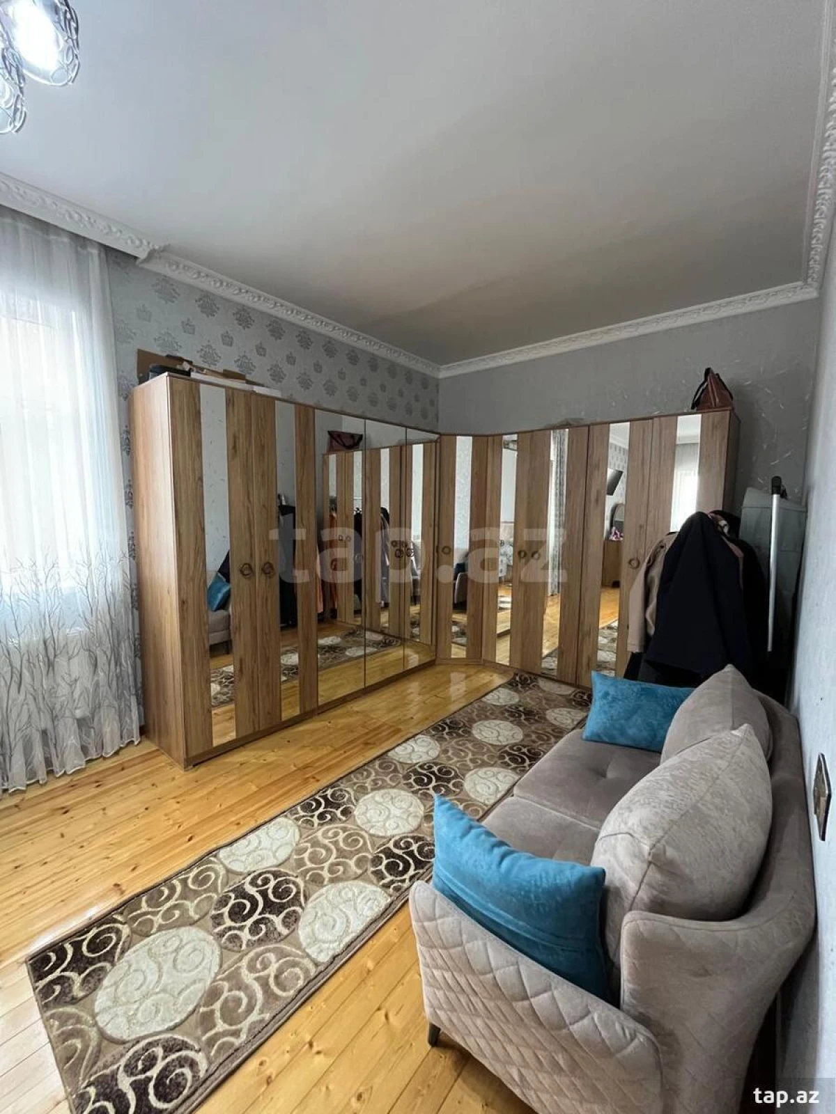 Satılır 4 otaqlı həyət evi