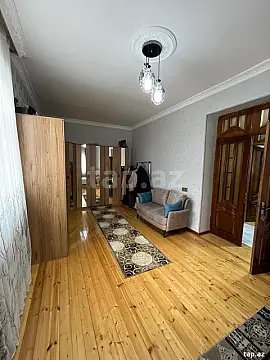 Satılır 4 otaqlı həyət evi