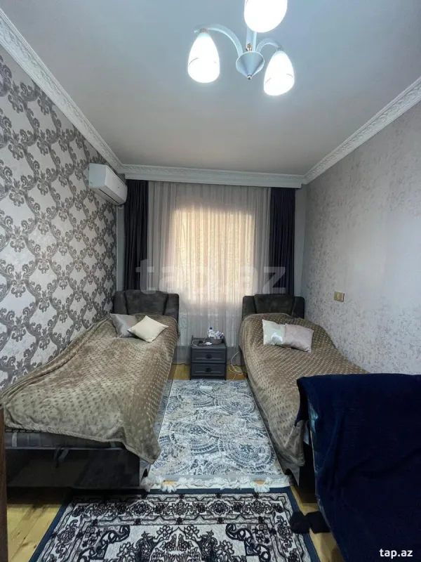 Satılır 4 otaqlı həyət evi