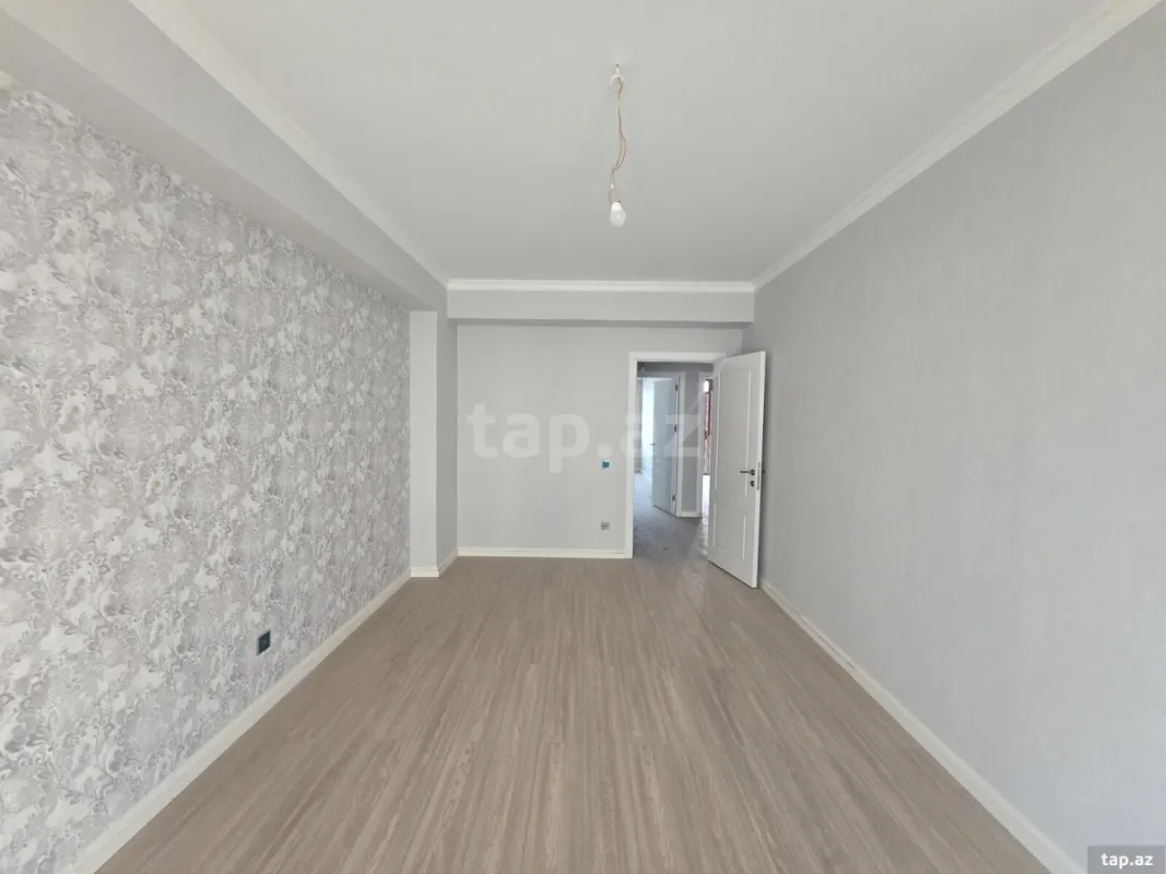 Satılır 3 otaqlı yeni tikili 80 m²