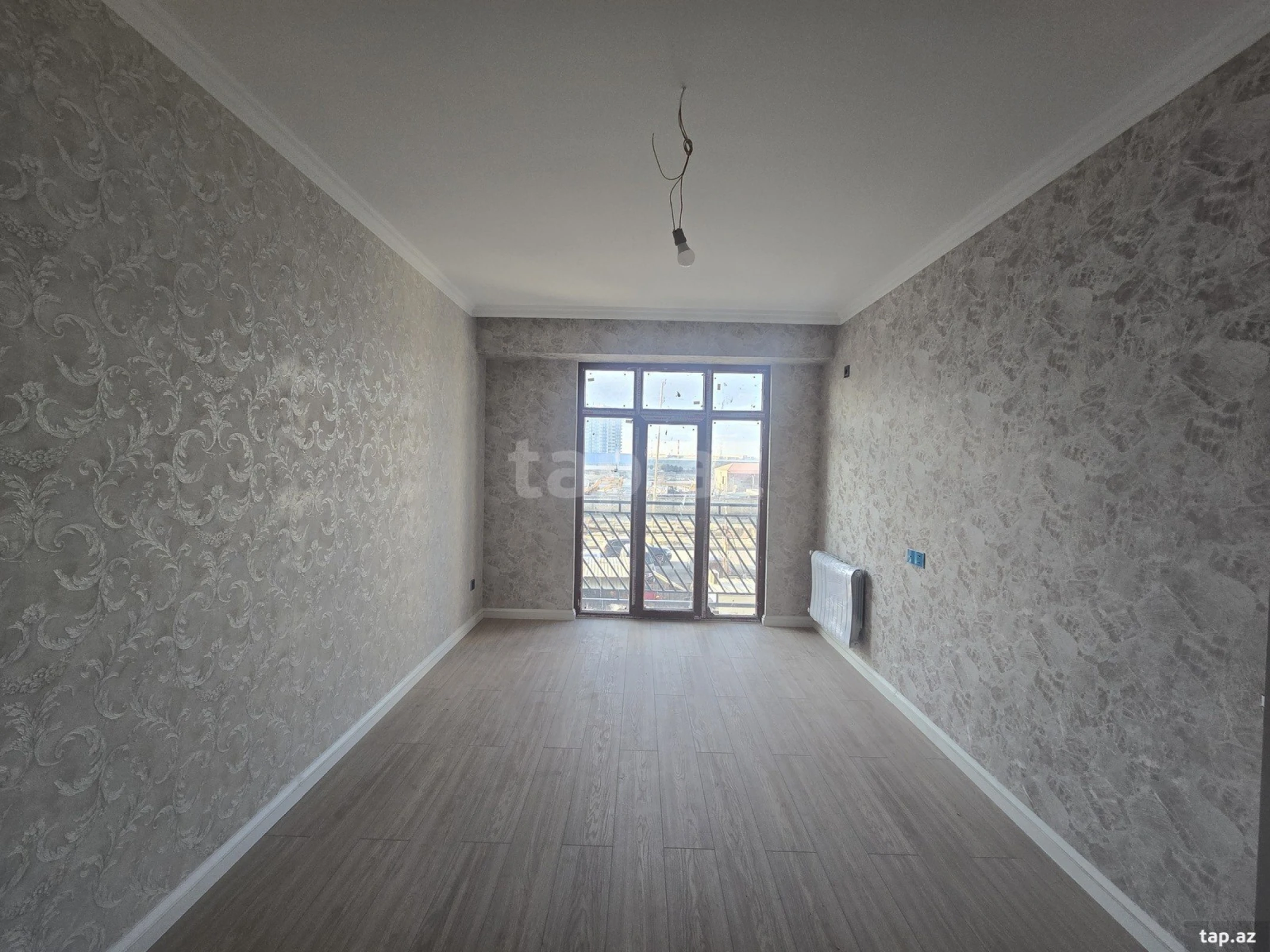 Satılır 3 otaqlı yeni tikili 80 m²