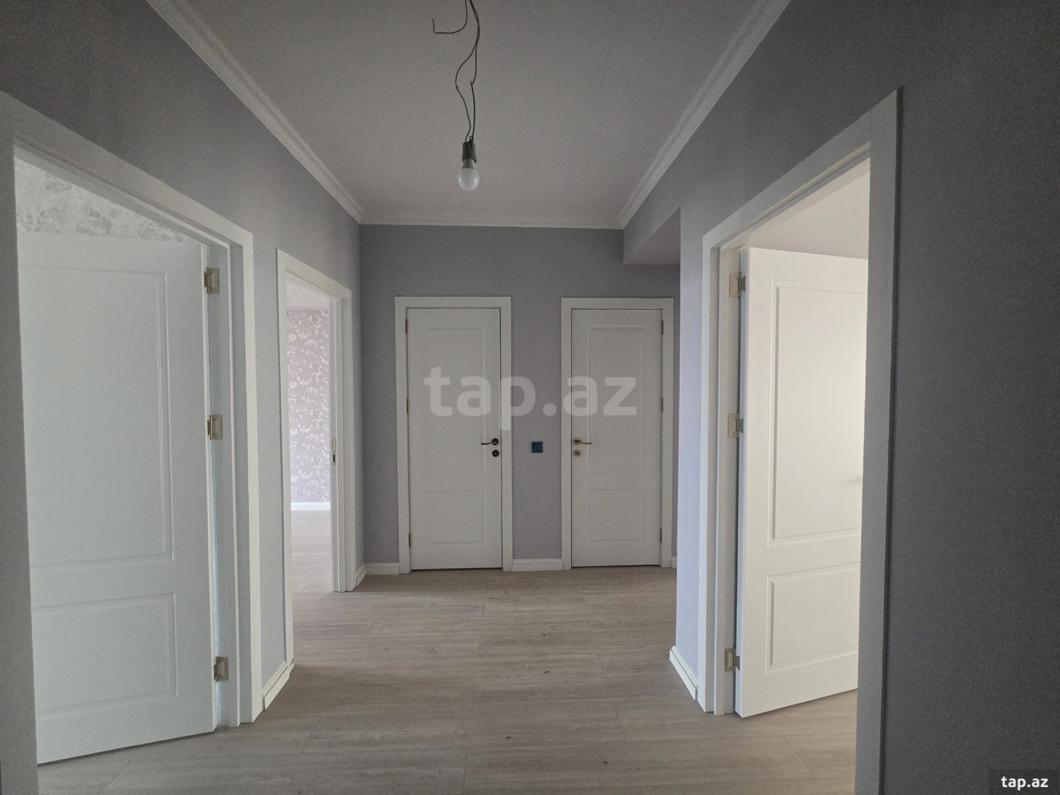 Satılır 3 otaqlı yeni tikili 80 m²