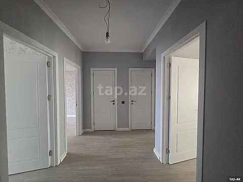Satılır 3 otaqlı yeni tikili 80 m²