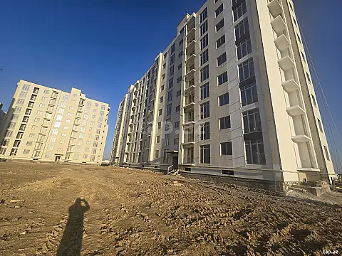 Satılır 3 otaqlı yeni tikili 80 m²