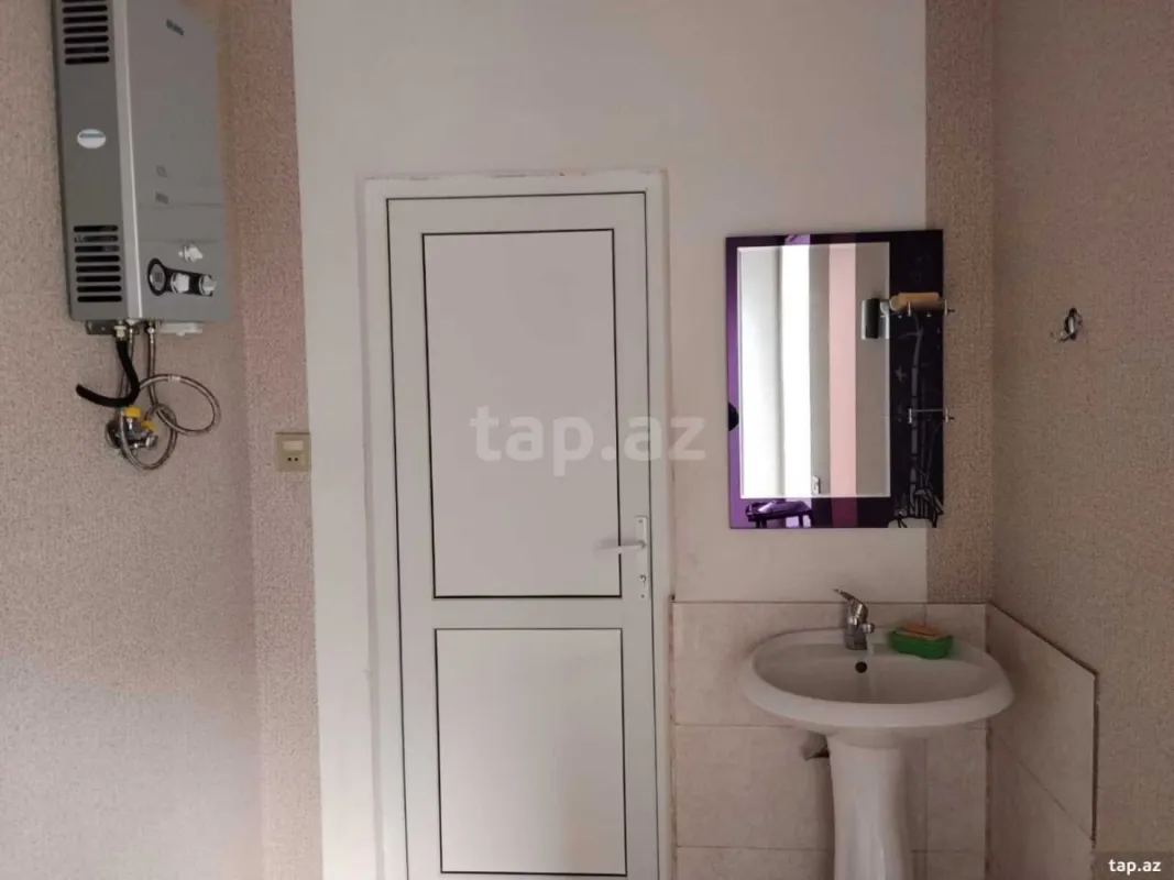 Kirayə verilir 3 otaqlı həyət evi