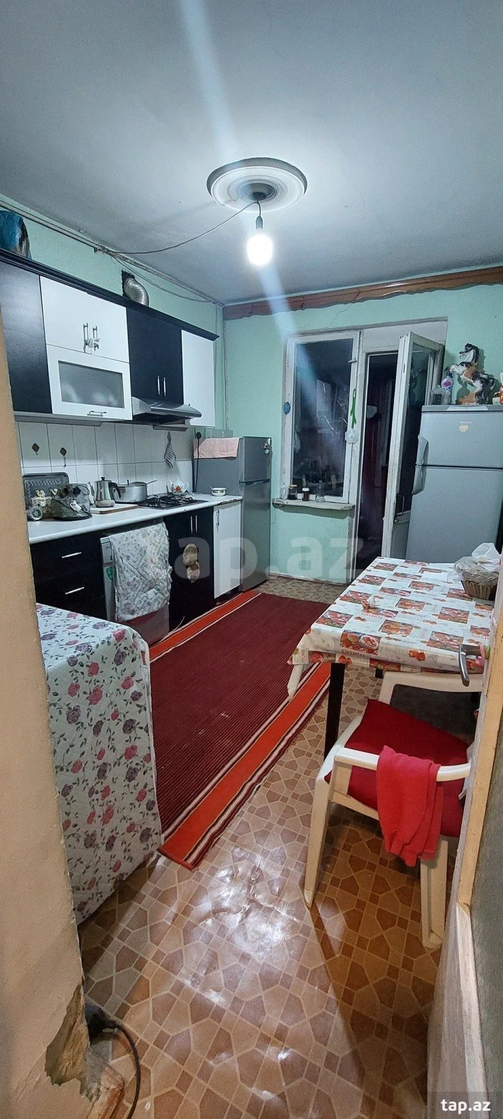 Satılır 5 otaqlı mənzil 100 m²