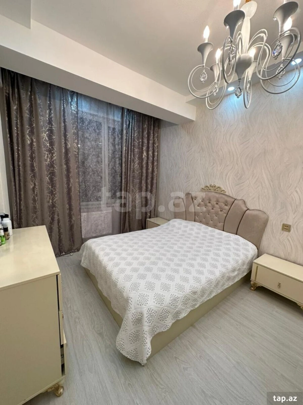 Kirayə verilir 2 otaqlı yeni tikili 60 m²