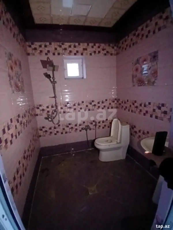 Satılır 7 otaqlı həyət evi