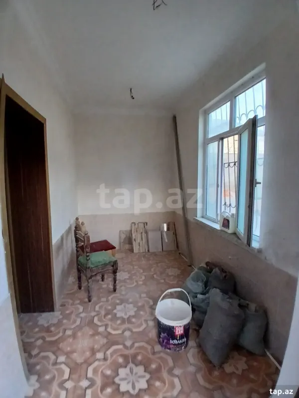 Satılır 7 otaqlı həyət evi