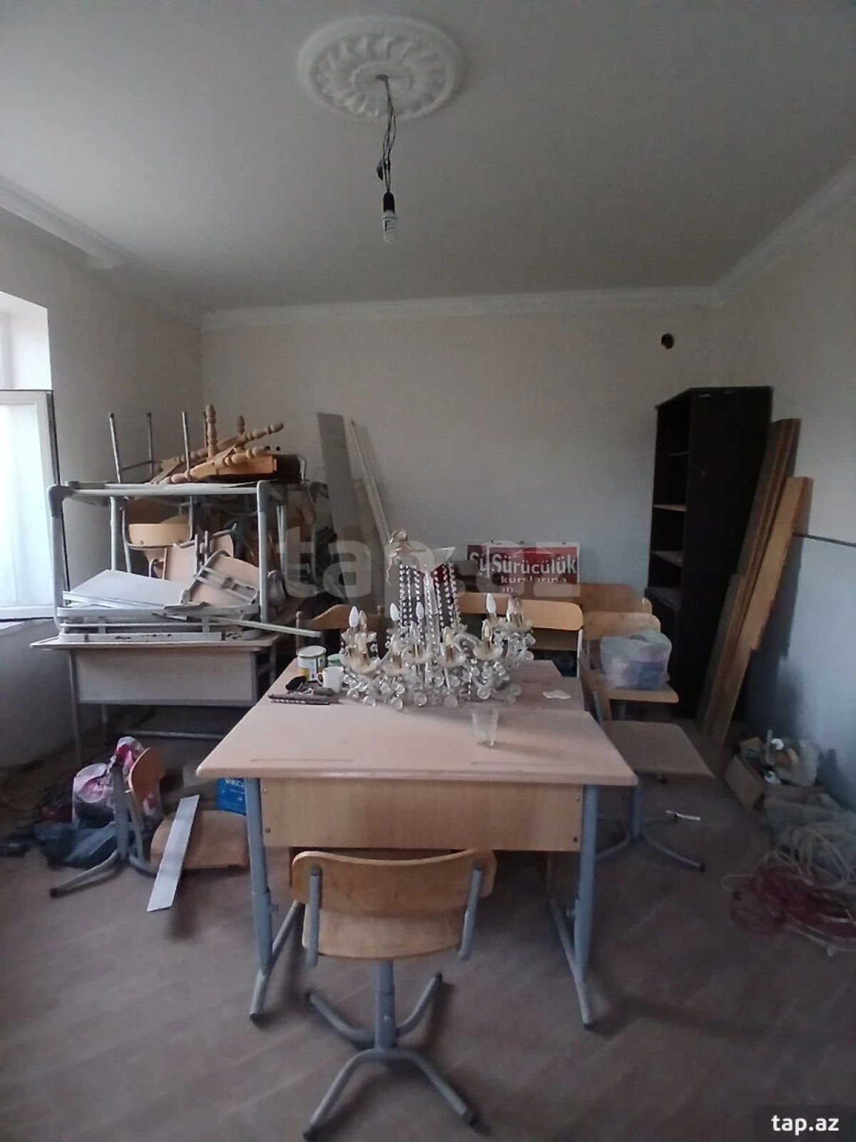 Satılır 7 otaqlı həyət evi