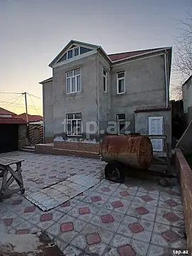 Satılır 7 otaqlı həyət evi