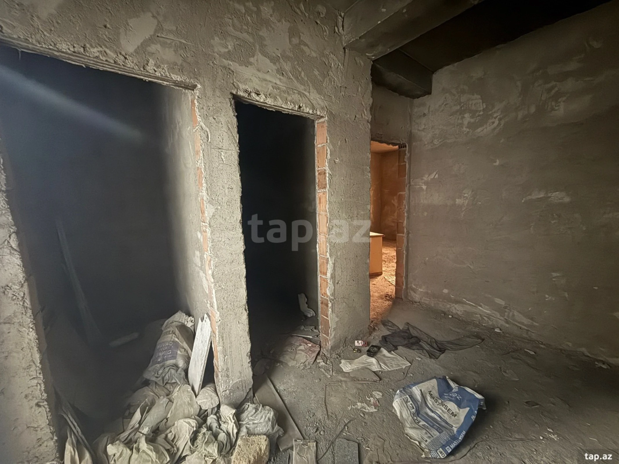 Satılır 2 otaqlı yeni tikili 75 m²