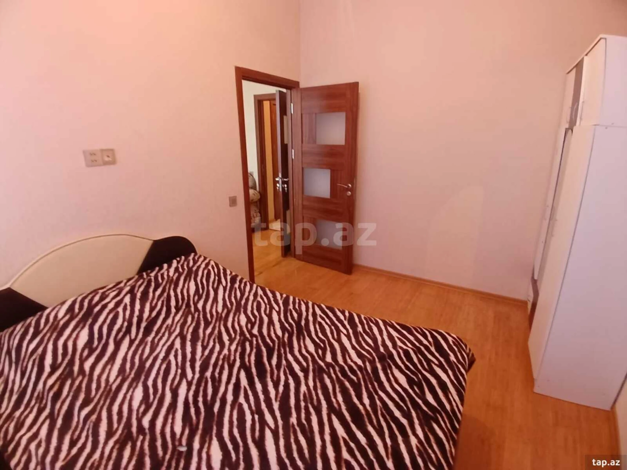 Kirayə verilir 2 otaqlı yeni tikili 60 m²