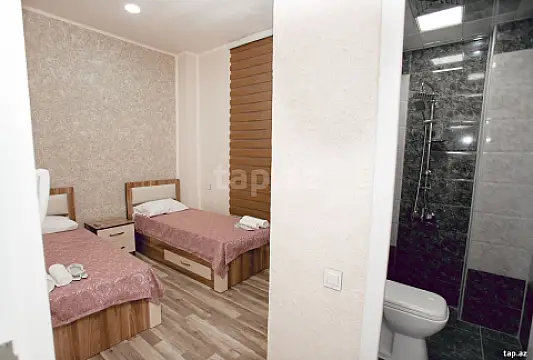 Kirayə verilir 7 otaqlı yeni tikili 200 m²