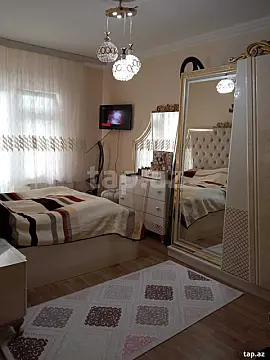 Satılır 4 otaqlı mənzil 120 m²