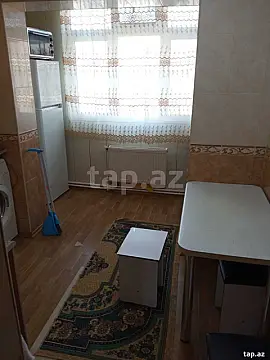 Satılır 4 otaqlı mənzil 120 m²