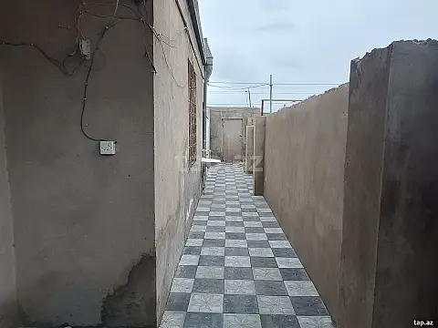 Kirayə verilir 4 otaqlı həyət evi
