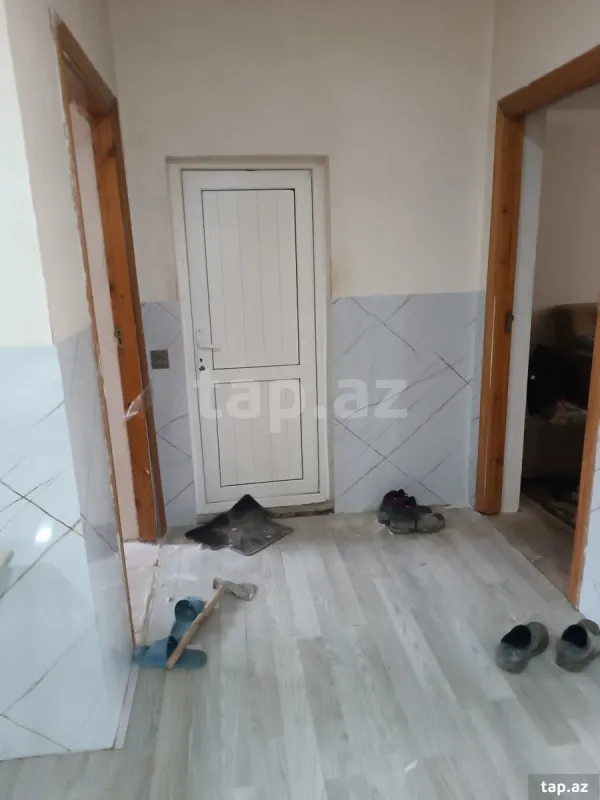 Kirayə verilir 4 otaqlı həyət evi