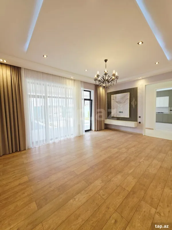 Satılır 4 otaqlı həyət evi