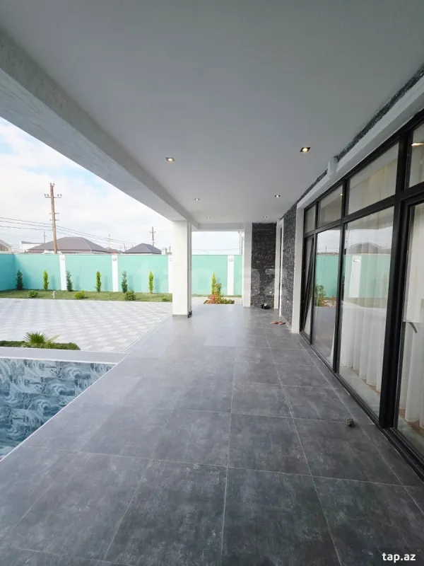 Satılır 4 otaqlı həyət evi