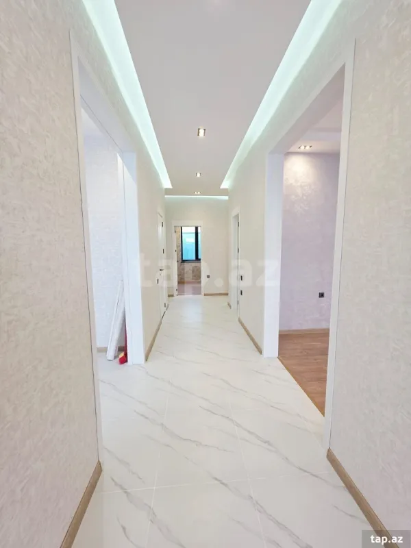 Satılır 4 otaqlı həyət evi