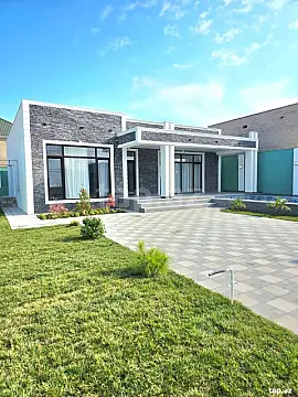 Satılır 4 otaqlı həyət evi