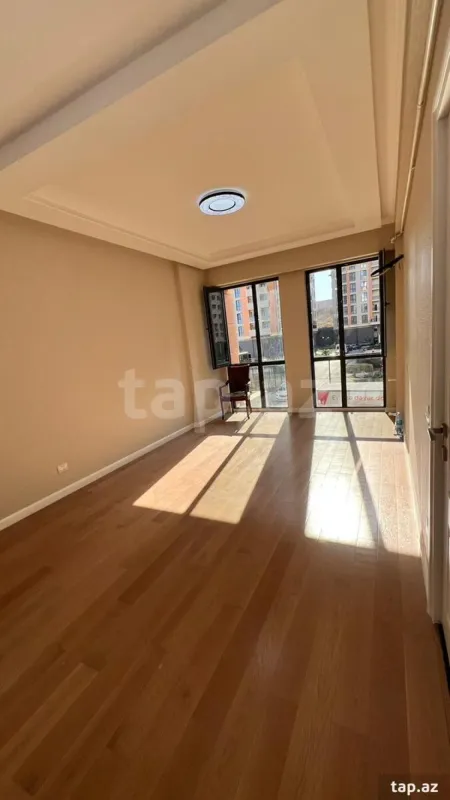 Kirayə verilir 2 otaqlı yeni tikili 55 m²