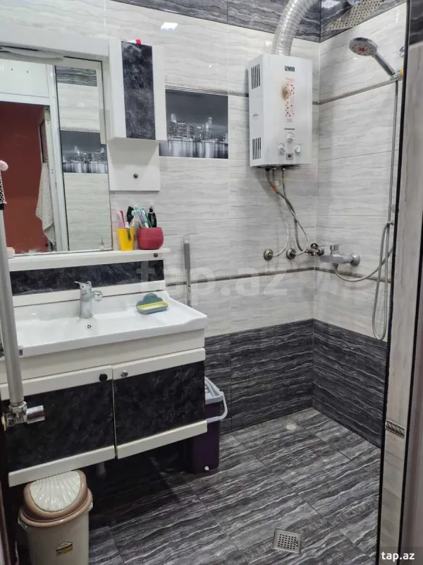 Satılır 3 otaqlı mənzil 94 m²