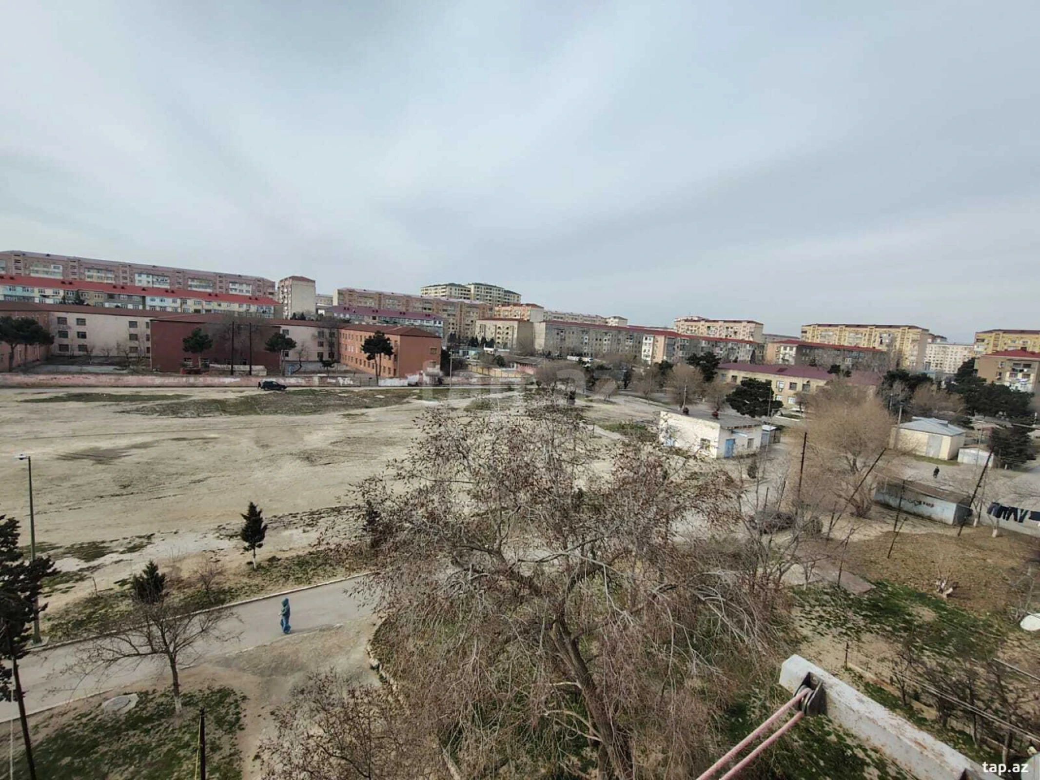 Satılır 3 otaqlı mənzil 94 m²