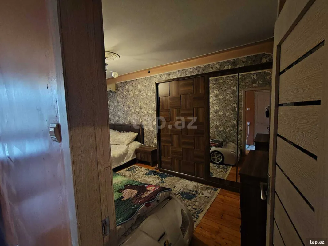 Satılır 3 otaqlı mənzil 94 m²