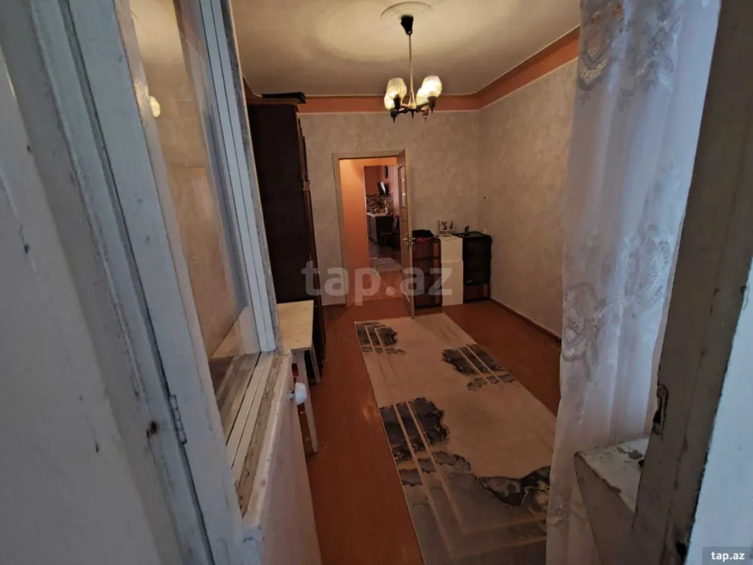 Satılır 3 otaqlı mənzil 94 m²
