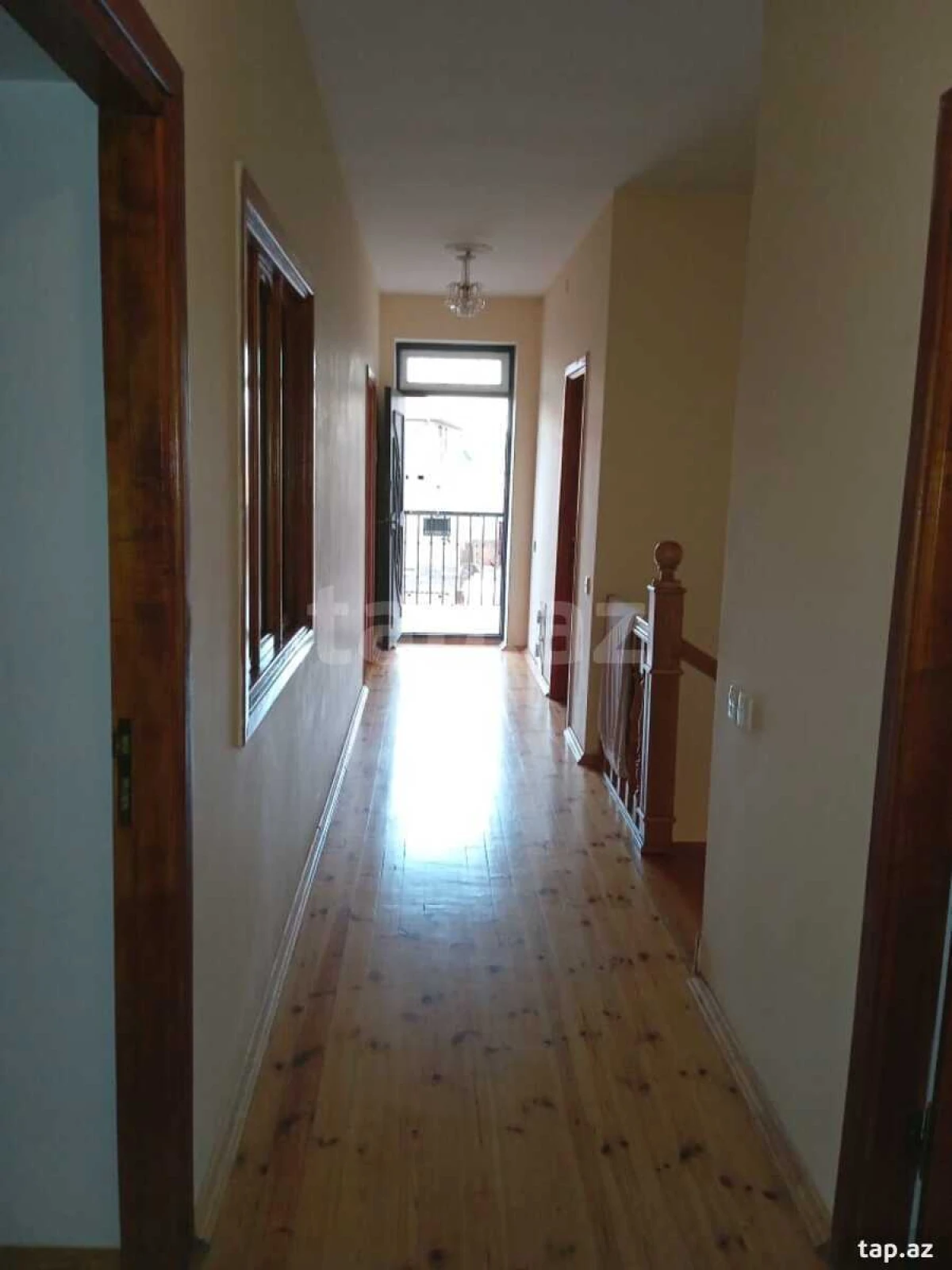 Kirayə verilir 5 otaqlı həyət evi