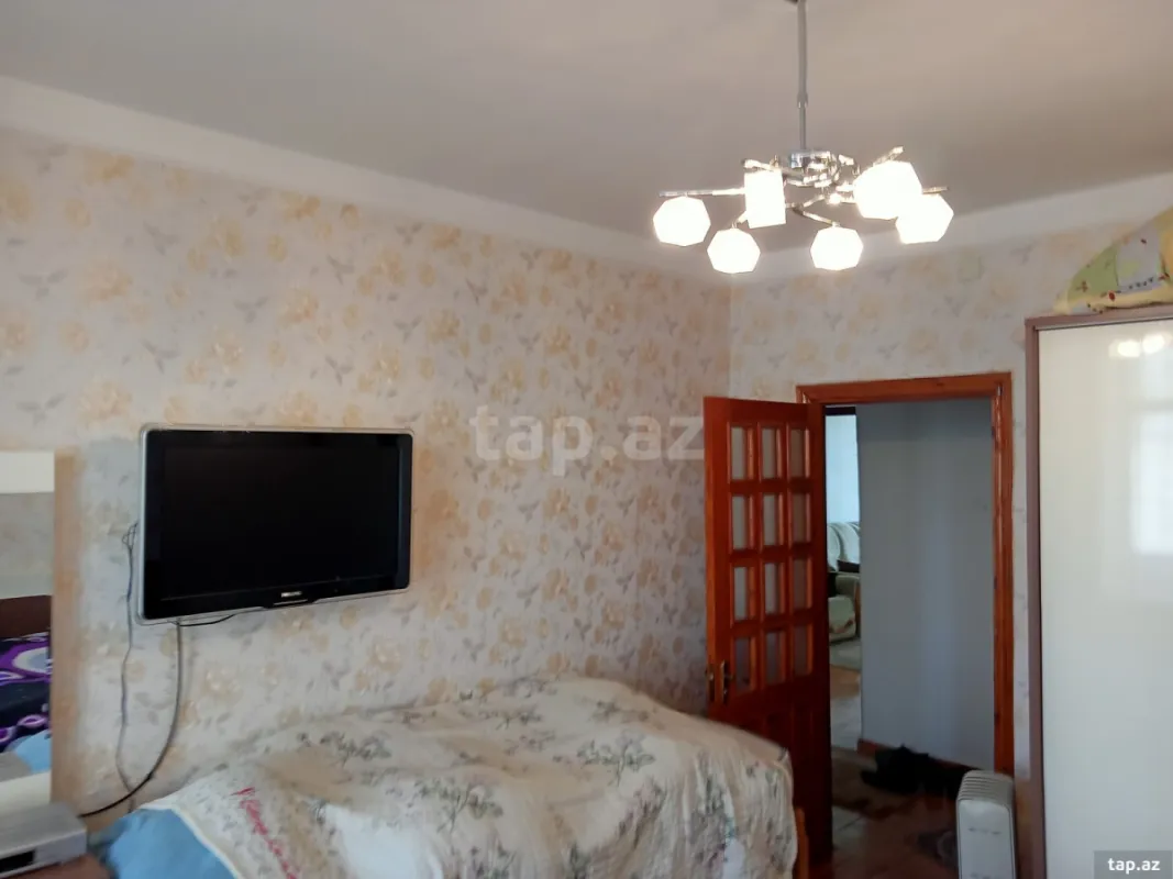 Kirayə verilir 2 otaqlı mənzil 67 m²