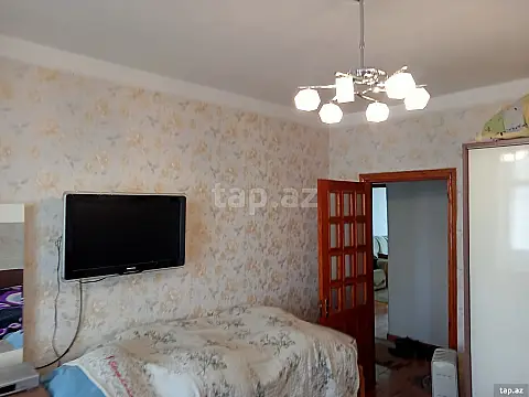 Kirayə verilir 2 otaqlı mənzil 67 m²