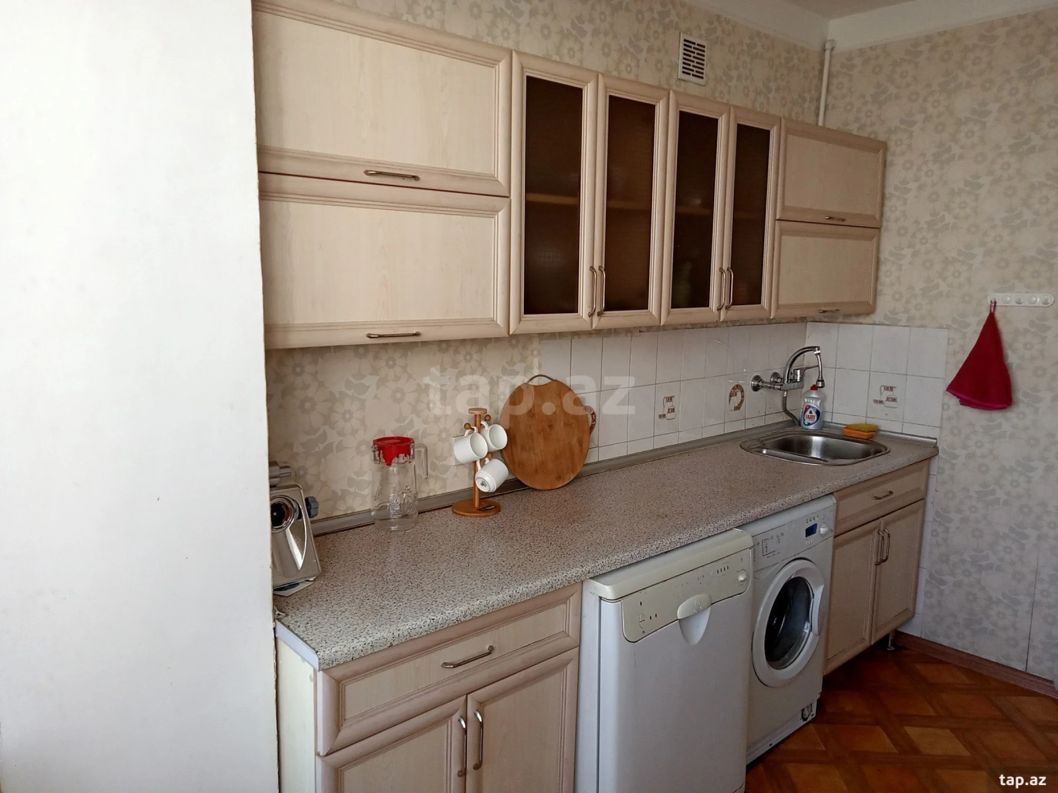 Kirayə verilir 2 otaqlı mənzil 67 m²