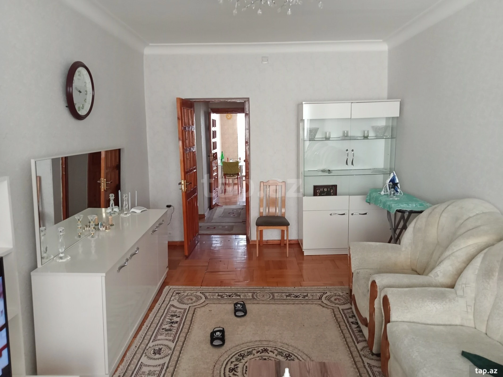 Kirayə verilir 2 otaqlı mənzil 67 m²