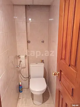 Kirayə verilir 2 otaqlı mənzil 67 m²