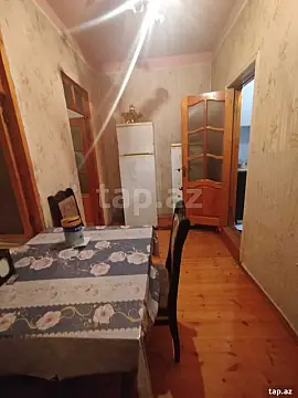 Satılır 3 otaqlı həyət evi