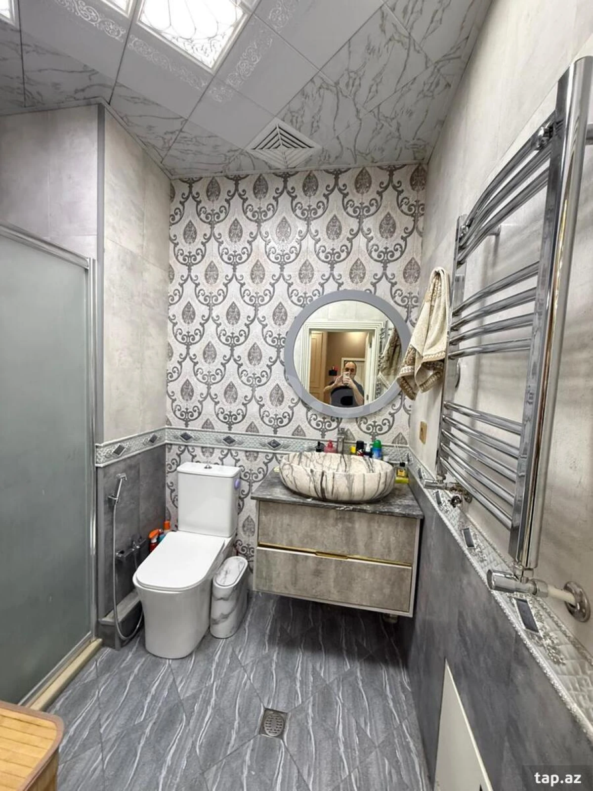 Satılır 3 otaqlı yeni tikili 125 m²